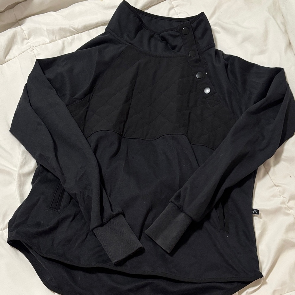 Women's Black Quilted Sweatshirt